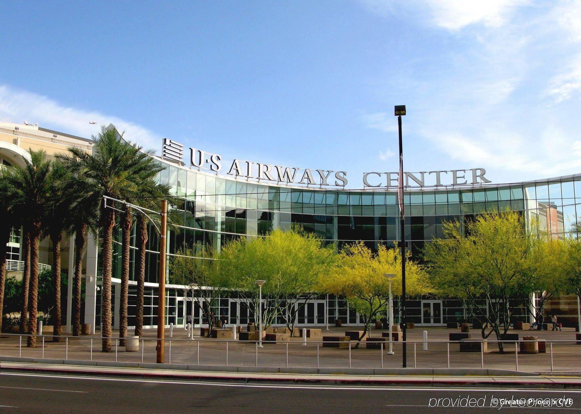 Hampton Inn Phoenix - Biltmore Экстерьер фото